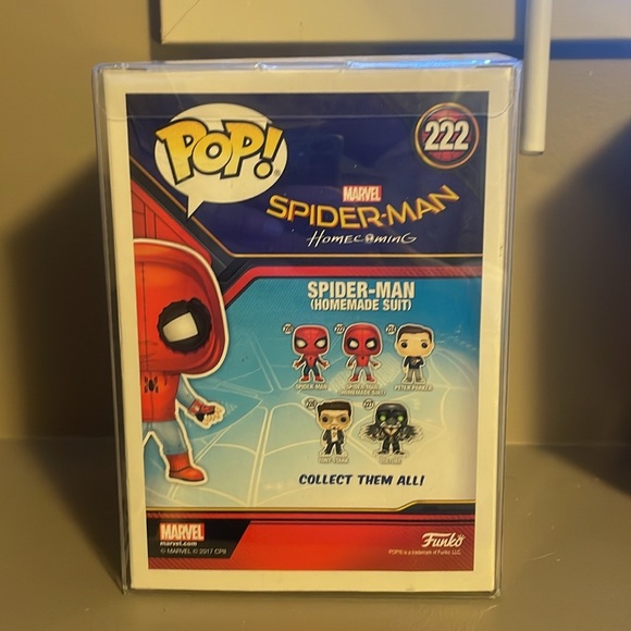 Spider-Man Funko Pop #222 Homecoming - Picture 2 of 2